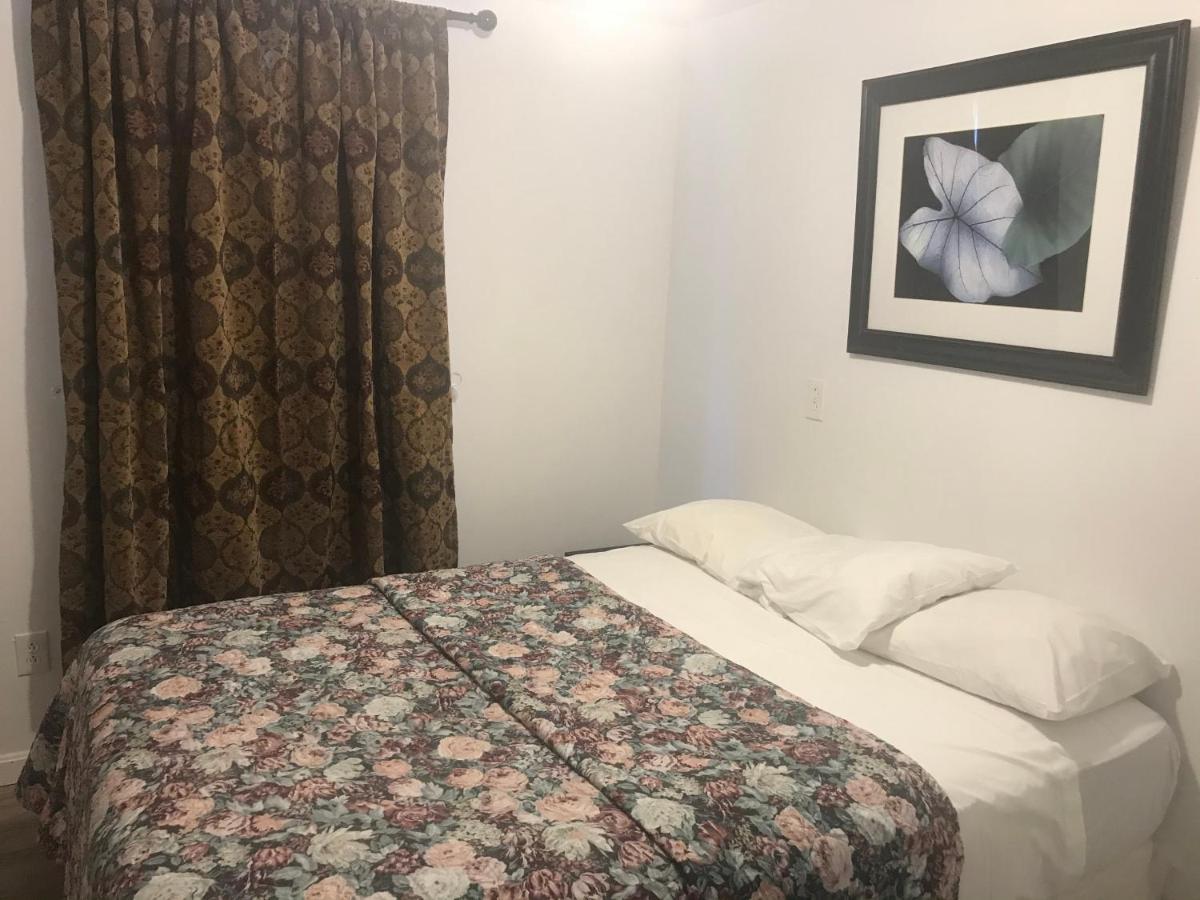 Windsor Motel Lake George Bagian luar foto