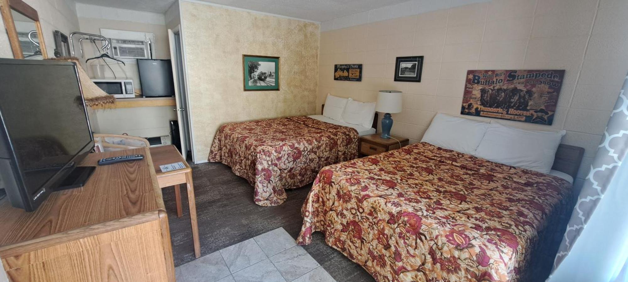 Windsor Motel Lake George Bagian luar foto