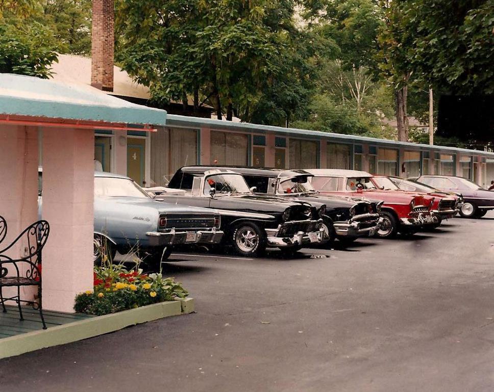 Windsor Motel Lake George Bagian luar foto