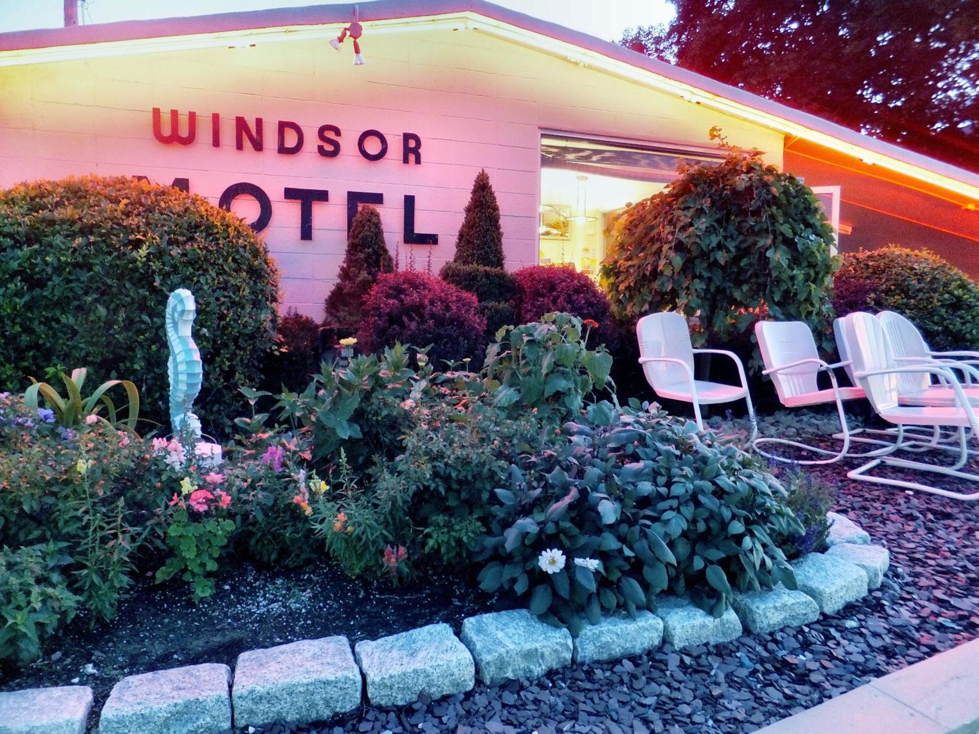Windsor Motel Lake George Bagian luar foto